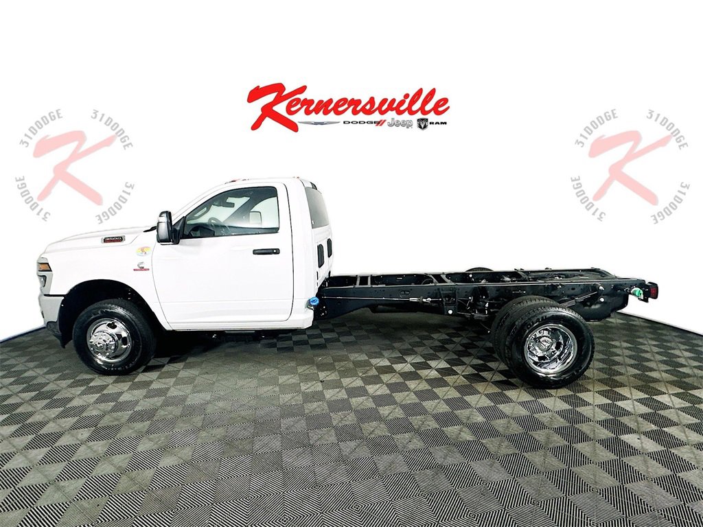 New 2026 RAM 3500 Tradesman w/ Chrome Appearance Group A image 4