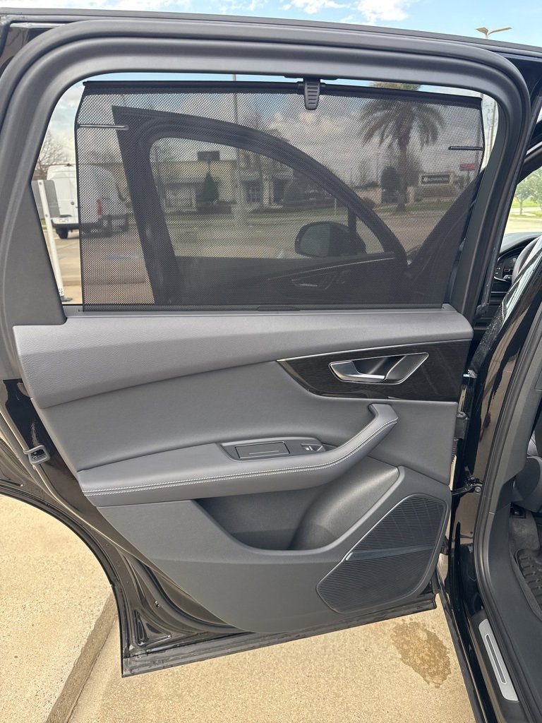 Used 2025 Audi Q7 3.0T Prestige w/ Prestige Package image 10