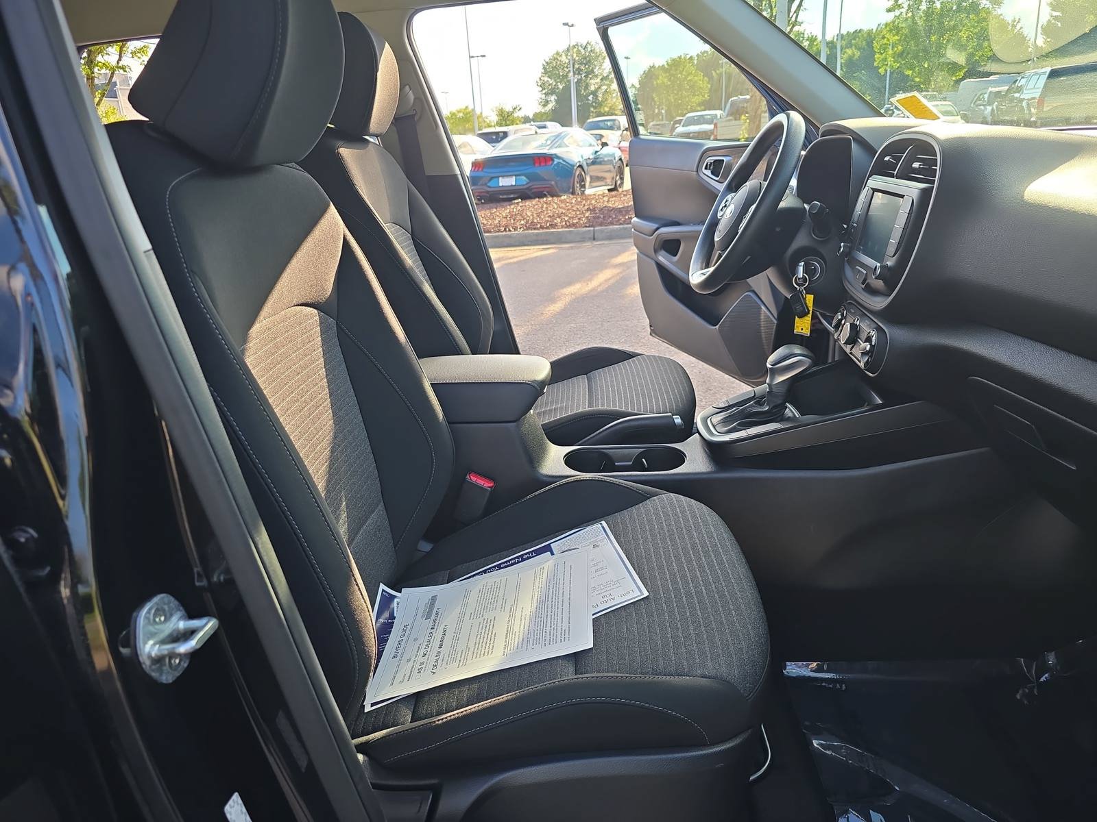 Used 2020 Kia Soul S FWD image 9