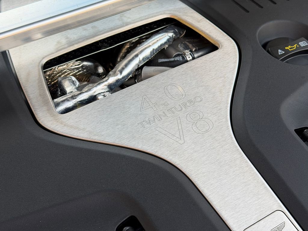 New 2026 Aston Martin DBX 707 image 43