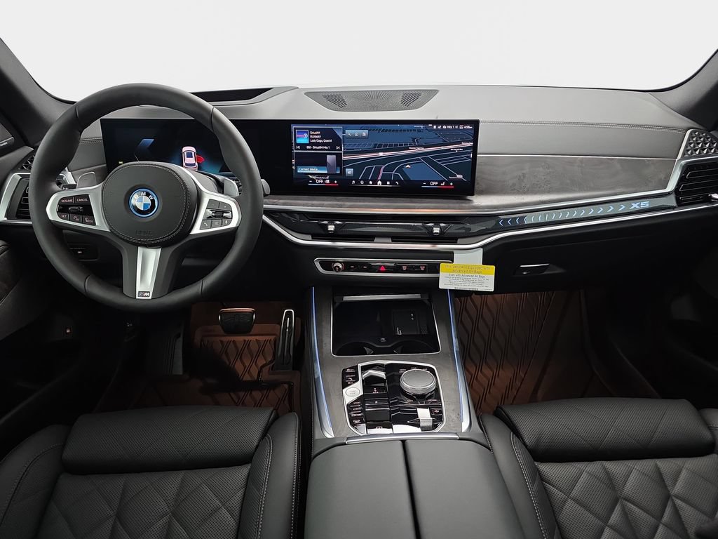 New 2026 BMW X5 xDrive50e w/ M Sport Package AWD/4WD image 10