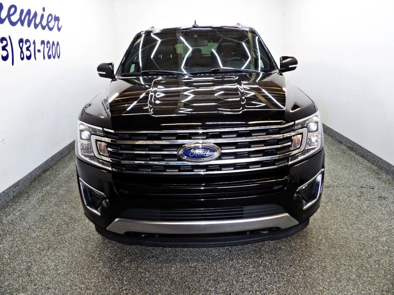 Used 2020 Ford Expedition Max Limited AWD/4WD image 2