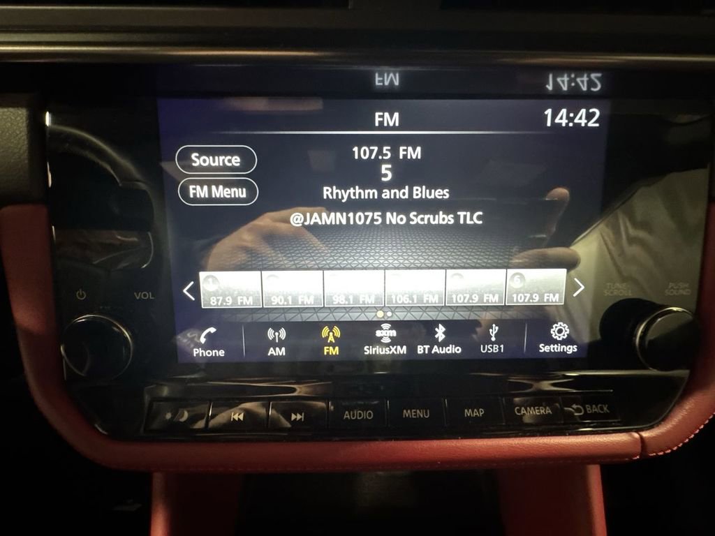 Used 2024 Nissan Z Performance w/ Floor Mat Package image 24