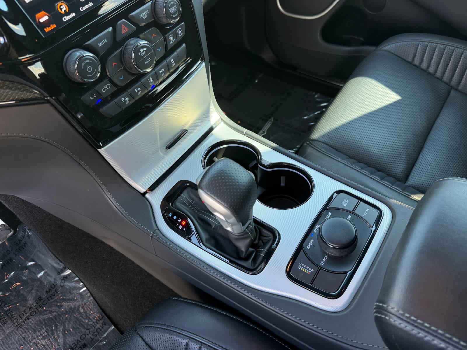 Used 2021 Jeep Grand Cherokee Trackhawk AWD/4WD image 23