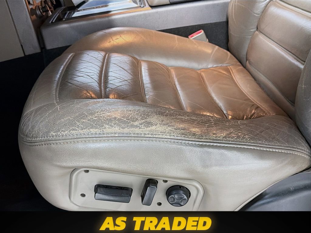 Used 2004 HUMMER H2 w/ Preferred Equipment Group image 19