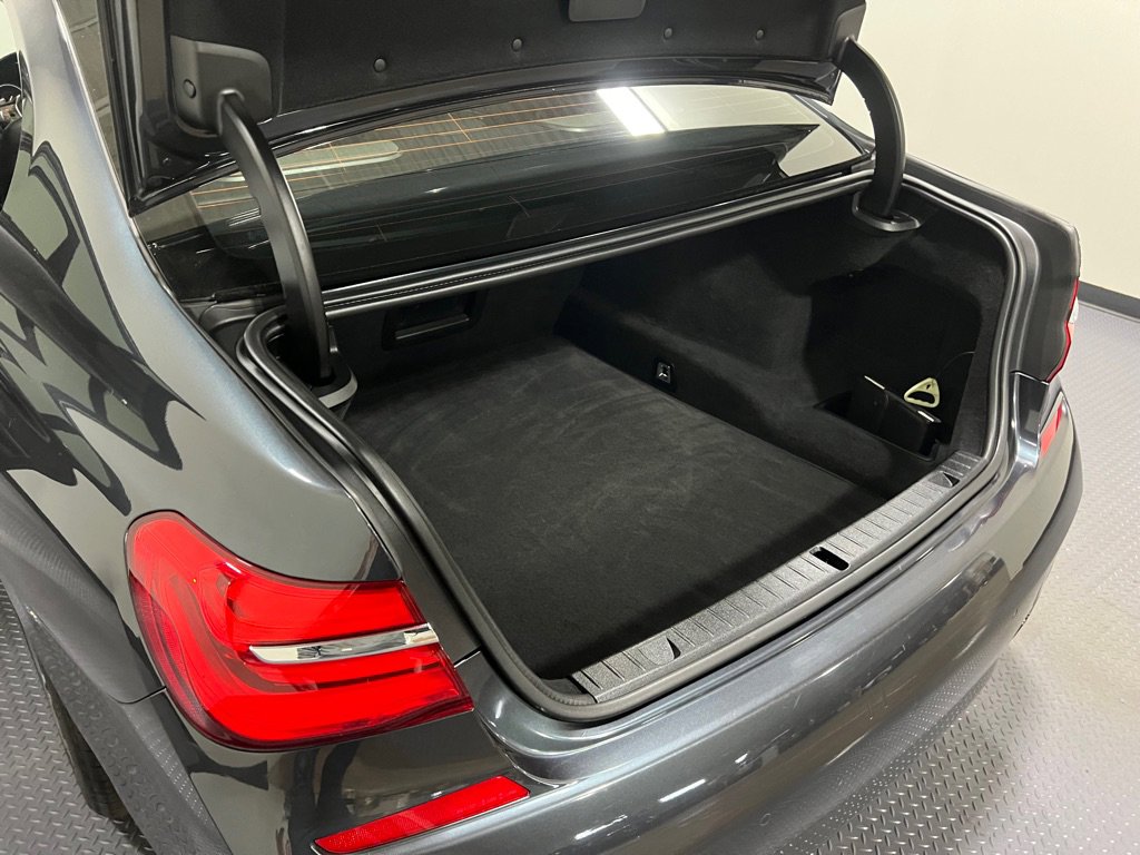 Used 2016 BMW 740i image 13