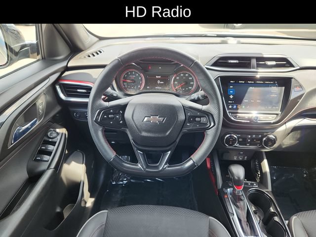 Used 2023 Chevrolet TrailBlazer RS w/ Technology Package FWD image 23