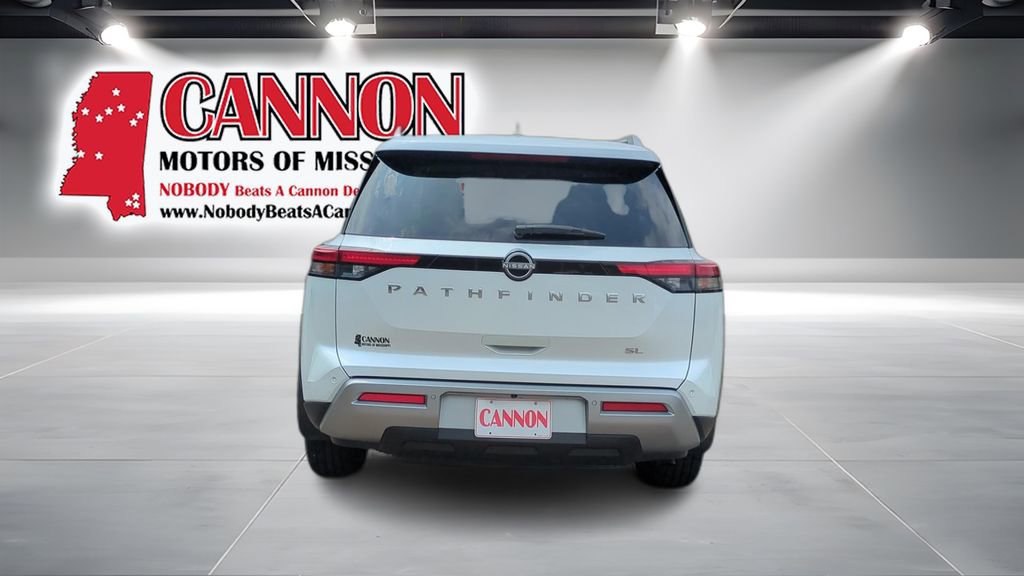 Used 2025 Nissan Pathfinder SL FWD image 6