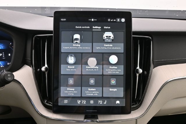 New 2027 Volvo XC60 B5 Ultra AWD/4WD image 17