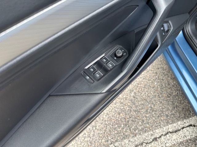 Certified 2021 Volkswagen Jetta SE w/ SE Cold Weather Package image 12