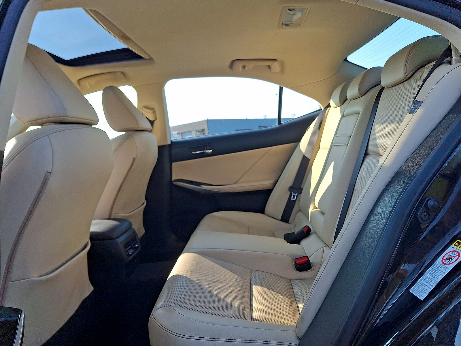 Used 2016 Lexus IS 300 AWD image 20