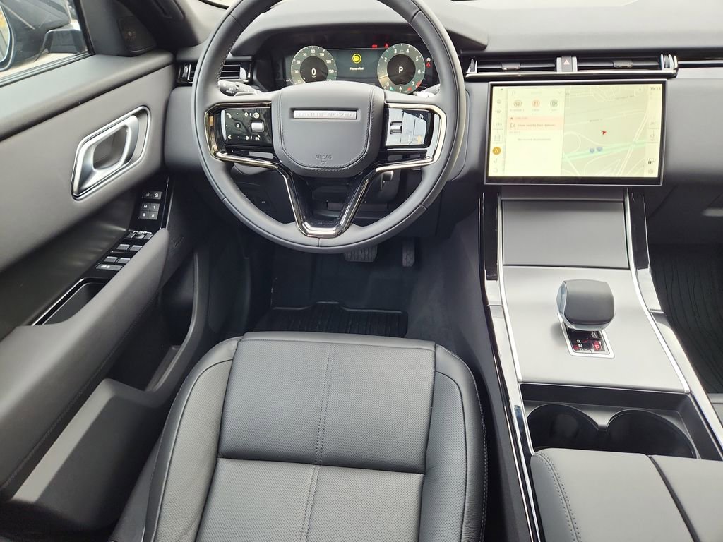 Used 2026 Land Rover Range Rover Velar S image 4