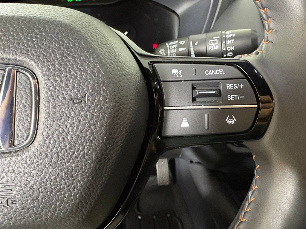 Used 2025 Honda HR-V Sport image 26