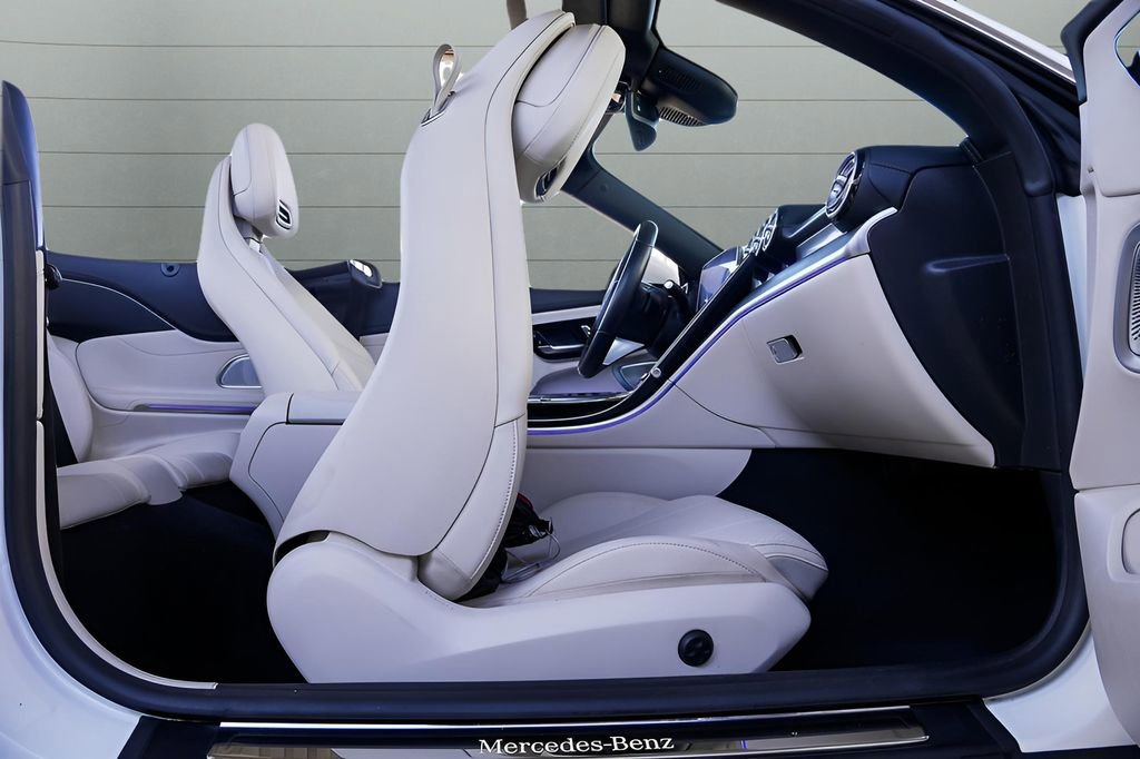 Used 2024 Mercedes-Benz CLE 300 4MATIC Cabriolet image 70