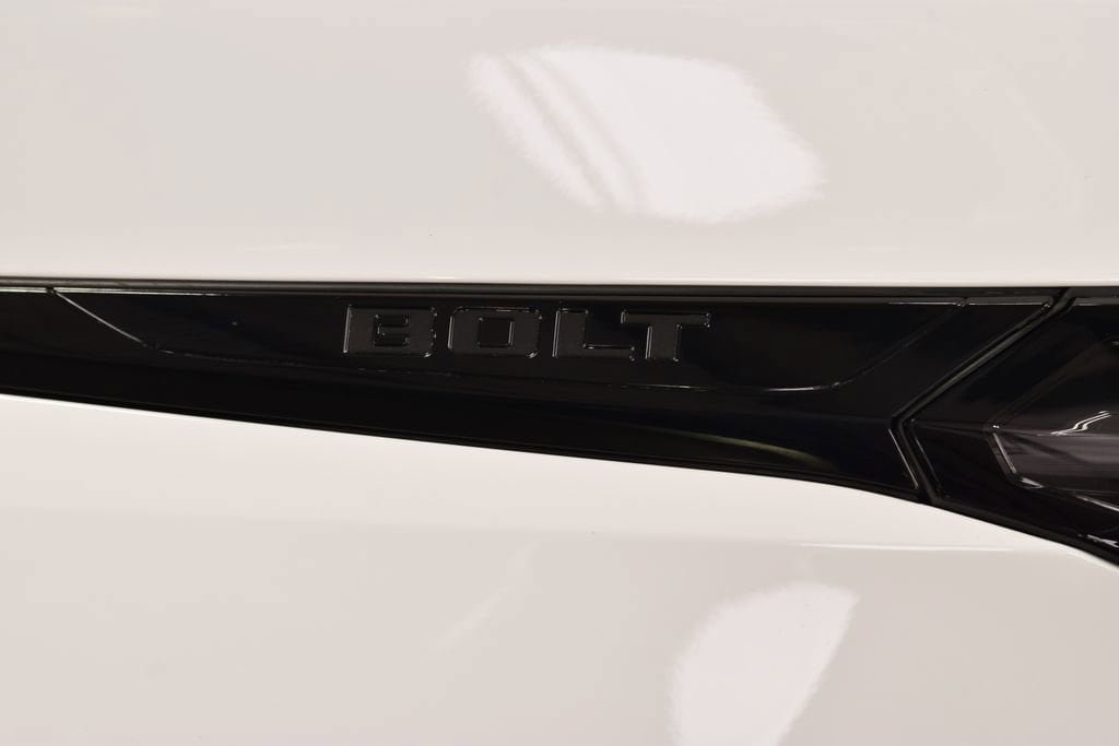 New 2027 Chevrolet Bolt RS FWD image 17