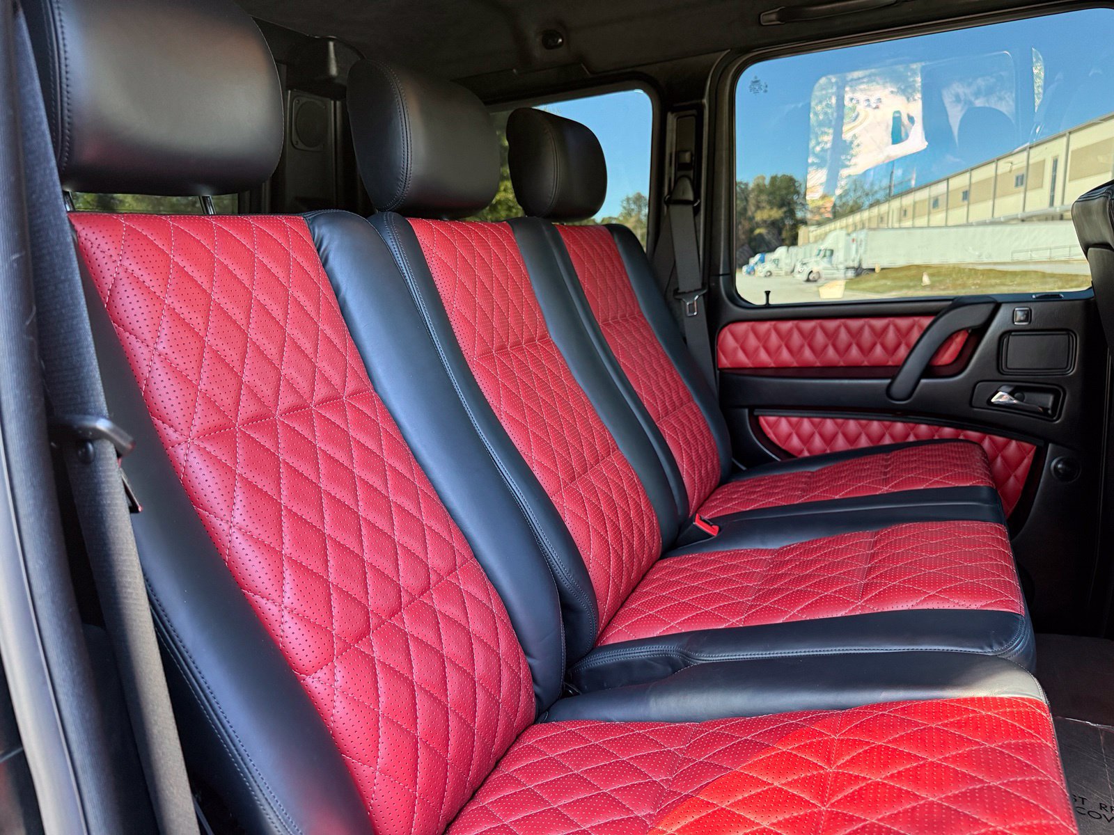 Used 2014 Mercedes-Benz G 63 AMG 4MATIC image 43
