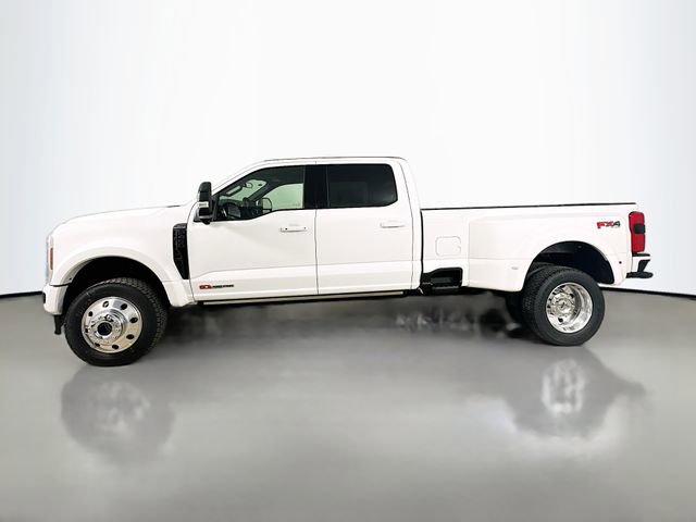New 2026 Ford F450 Platinum w/ FX4 Off-Road Package image 4