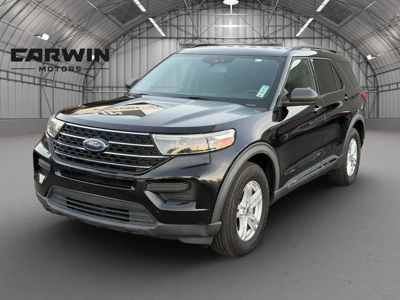 Used 2020 Ford Explorer XLT w/ Comfort Package AWD/4WD image 2