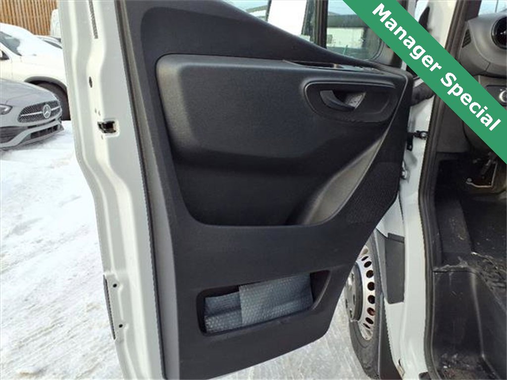 Used 2023 Mercedes-Benz Sprinter 3500 image 14