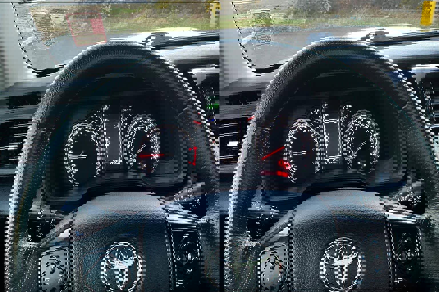 Used 2024 Toyota 4Runner TRD Off-Road Premium image 18