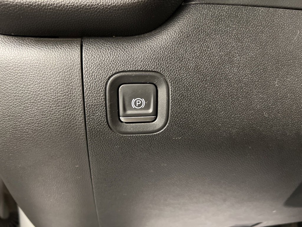 Used 2020 Chevrolet Silverado 1500 Custom Trail Boss w/ Custom Convenience Package image 21