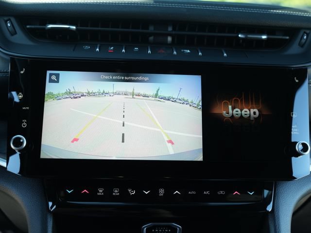 New 2026 Jeep Grand Cherokee Altitude AWD/4WD image 27
