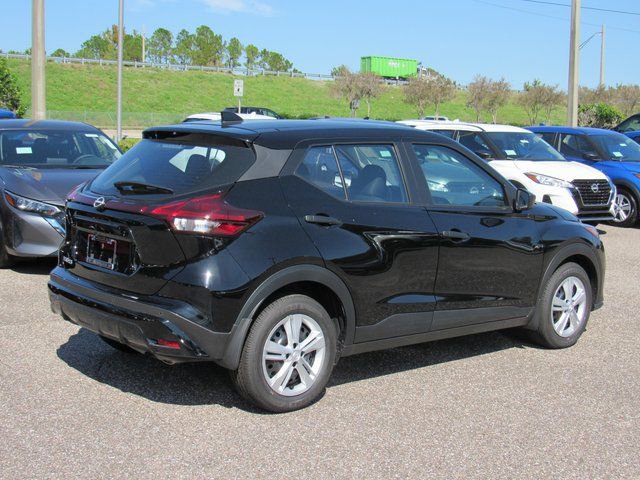 New 2025 Nissan Kicks Play S w/ Interior Electronics Package image 3