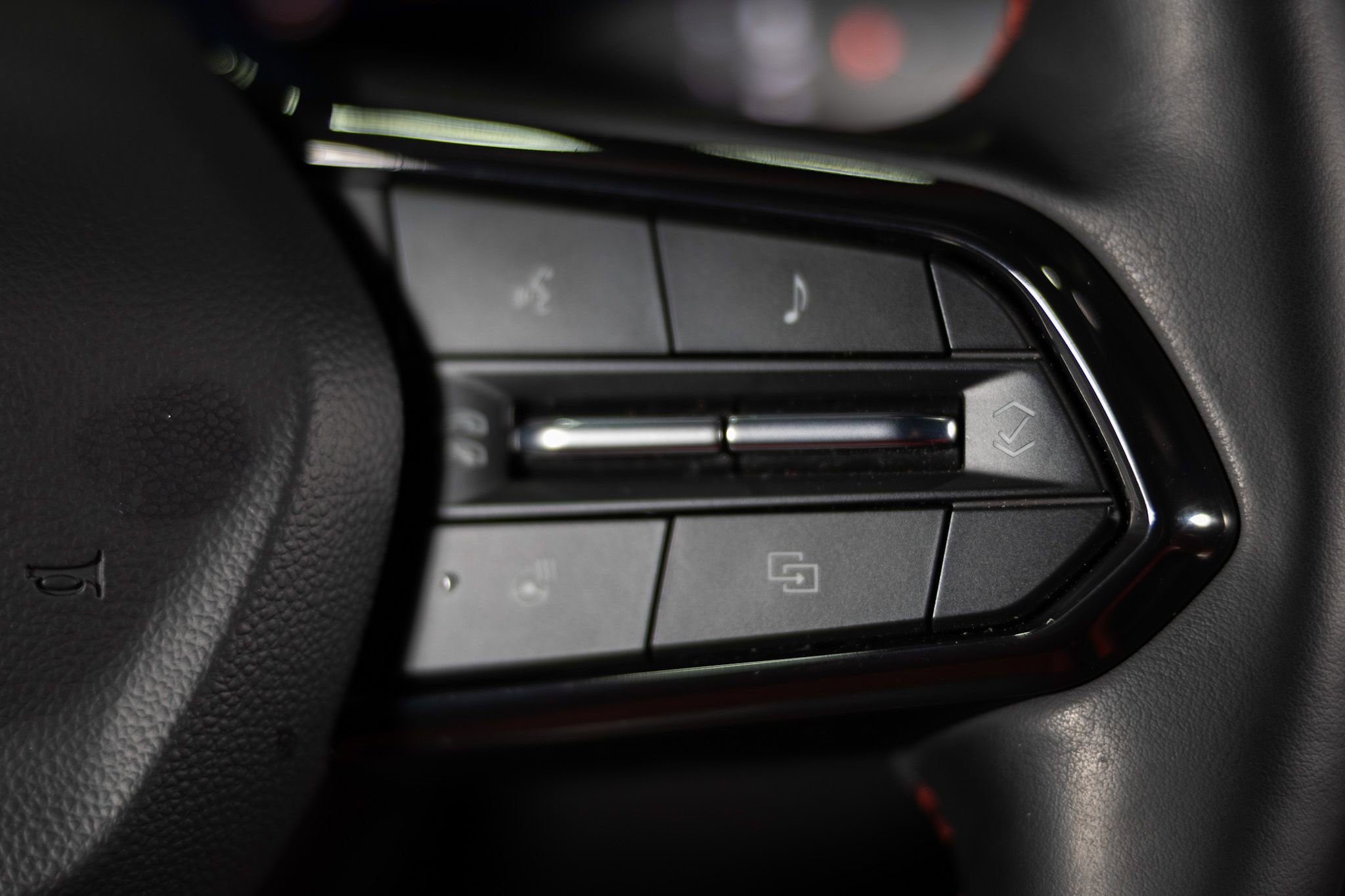 Used 2025 Chevrolet Blazer EV SS image 24