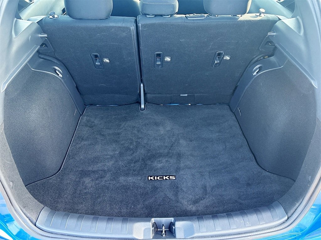 Used 2022 Nissan Kicks S image 23