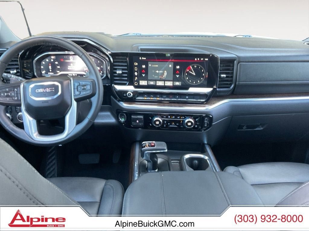Used 2025 GMC Sierra 1500 Elevation w/ Elevation Premium Package AWD/4WD image 10