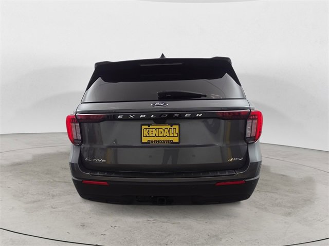 Certified 2025 Ford Explorer Active image 4