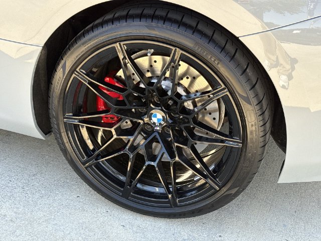 Used 2025 BMW M2 w/ Lighting Package RWD image 11