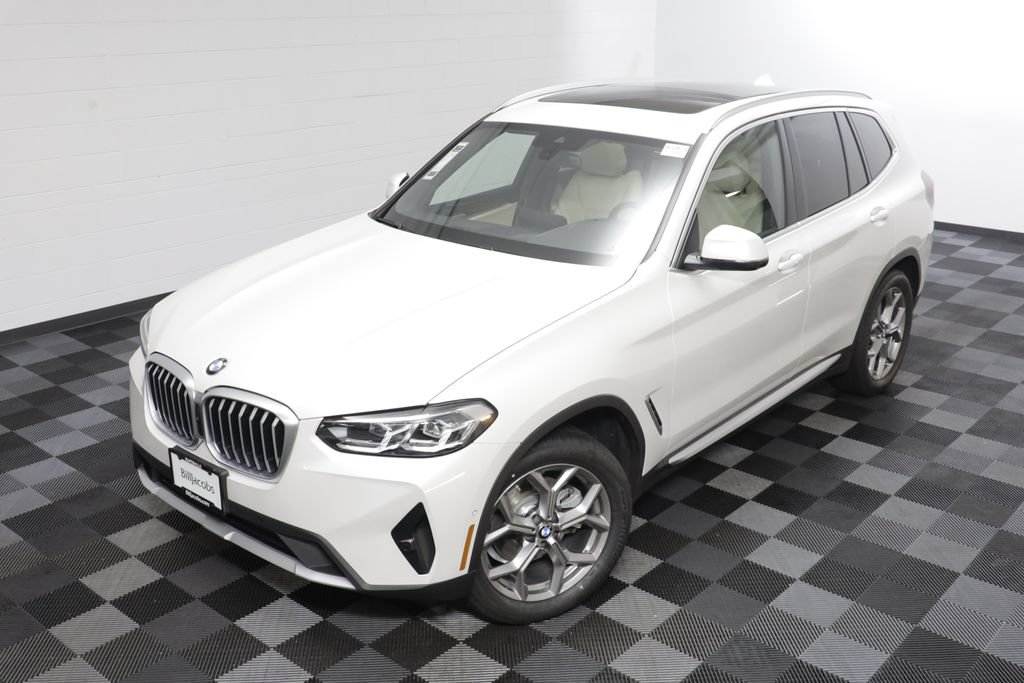Used 2023 BMW X3 xDrive30i w/ Premium Package AWD/4WD image 2