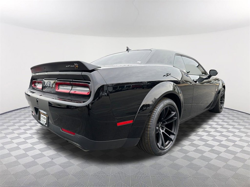Used 2023 Dodge Challenger R/T Scat Pack image 5