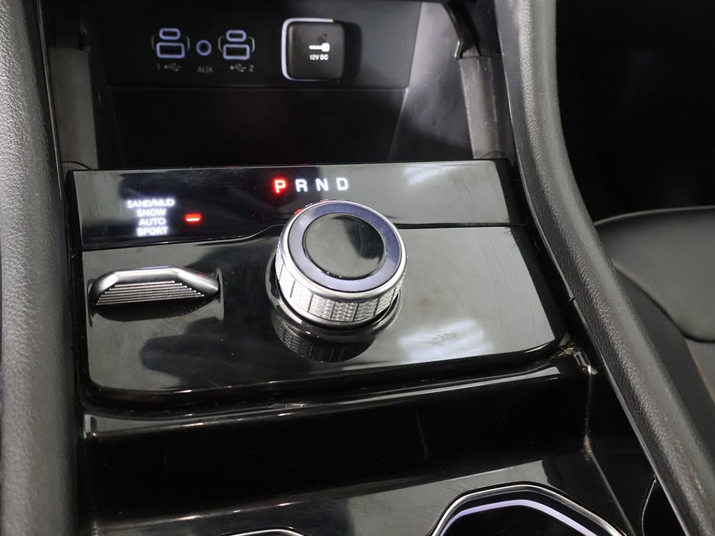 Used 2023 Jeep Grand Cherokee Limited AWD/4WD image 49