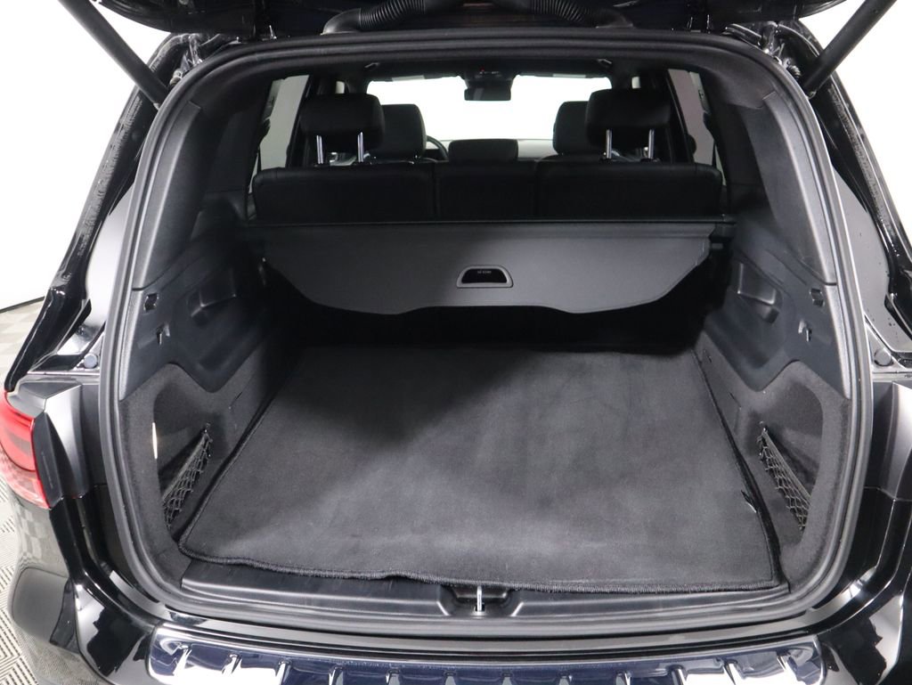 Certified 2025 Mercedes-Benz GLB 250 image 28