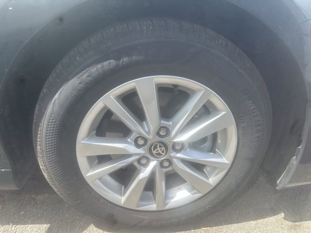 Used 2026 Toyota Camry LE w/ Convenience Package image 3