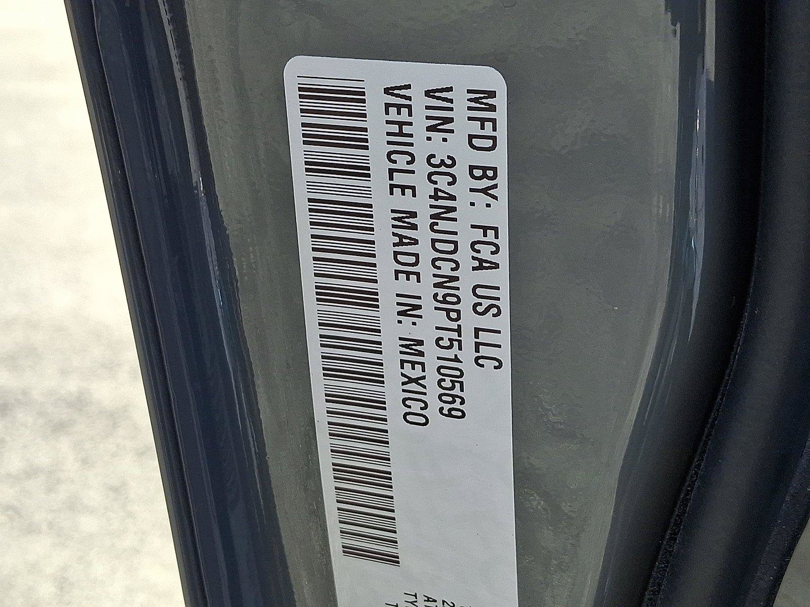 Used 2023 Jeep Compass Limited w/ Sun and Sound Group AWD/4WD image 30