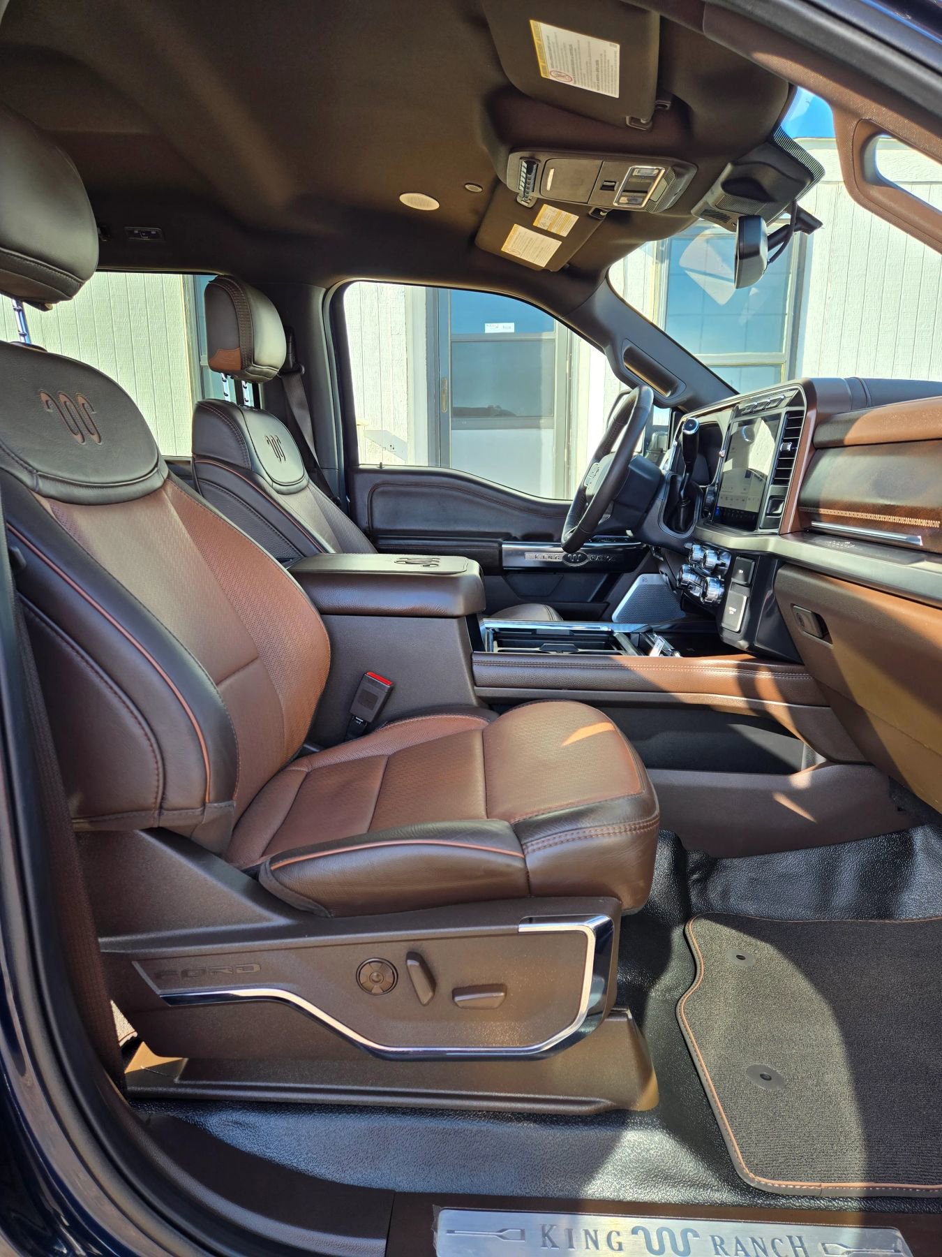 Used 2024 Ford F250 King Ranch w/ Chrome Package AWD/4WD image 13