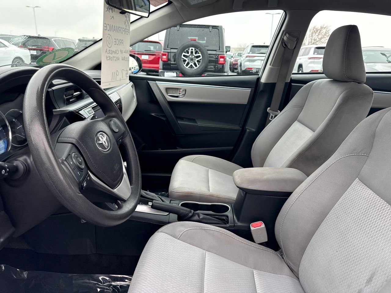 Used 2016 Toyota Corolla LE image 13