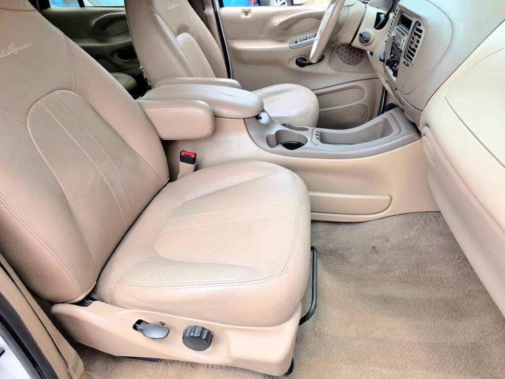 Used 1998 Ford Expedition 4WD image 37