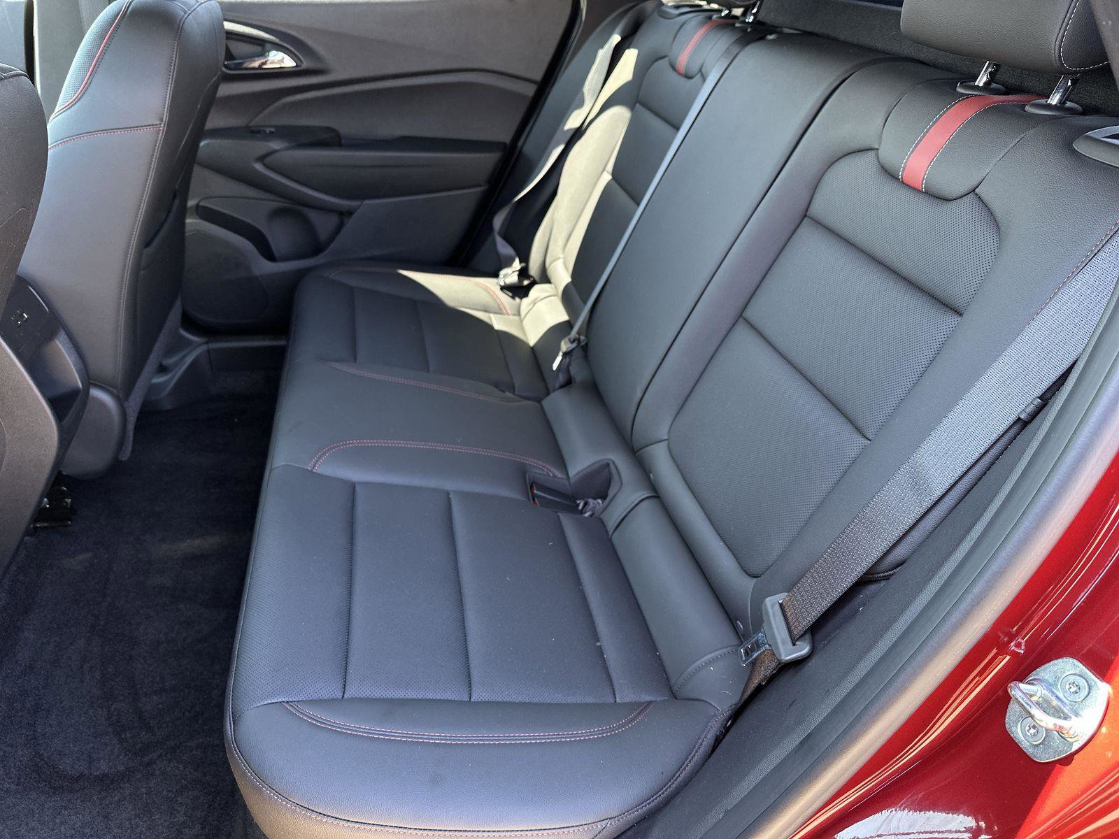 Certified 2024 Chevrolet Trax RS w/ Driver Confidence Package image 23