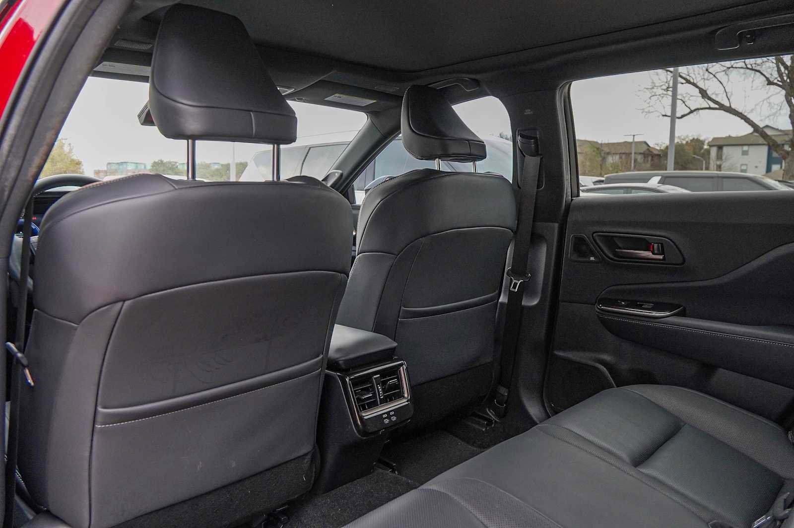 Used 2025 Toyota Crown Signia image 28