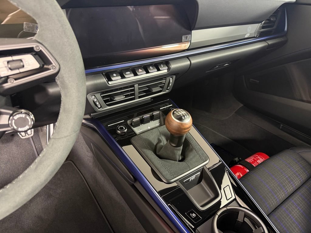 Certified 2026 Porsche 911 Carrera T RWD image 25