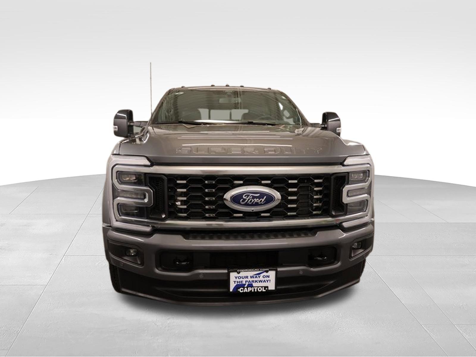 Used 2025 Ford F450 Platinum AWD/4WD image 7
