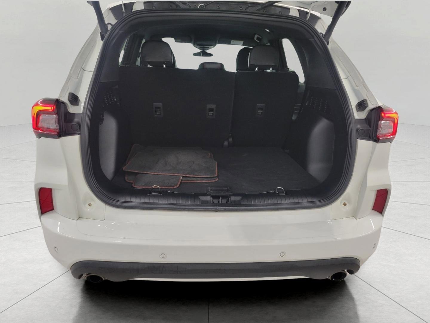 Used 2023 Ford Escape ST-Line w/ Tech Pack #1 image 15