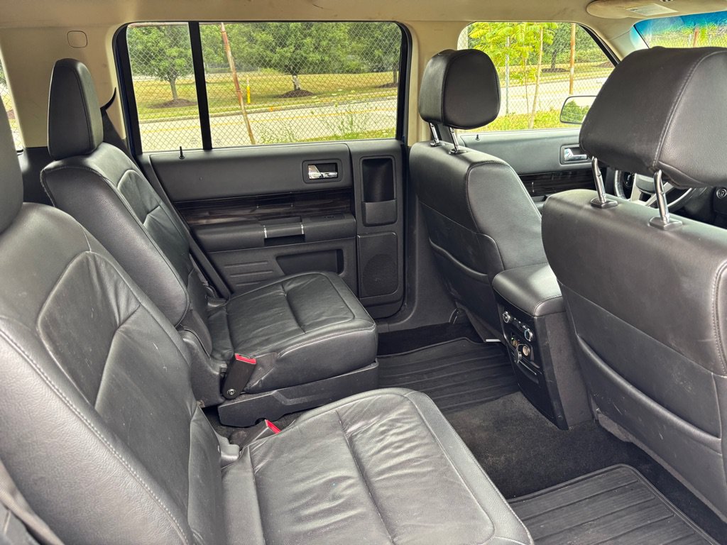 Used 2015 Ford Flex SEL w/ Equipment Group 202A AWD/4WD image 12