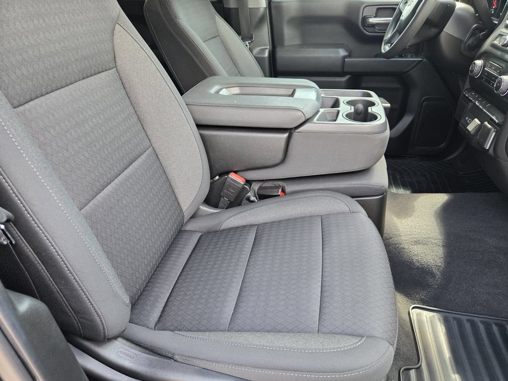 Used 2023 Chevrolet Silverado 1500 Custom AWD/4WD image 11