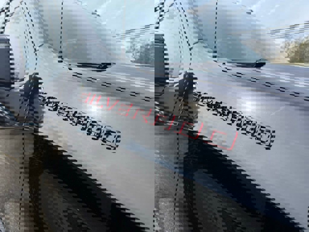 Used 2022 Chevrolet Silverado 1500 RST w/ Redline Edition image 9