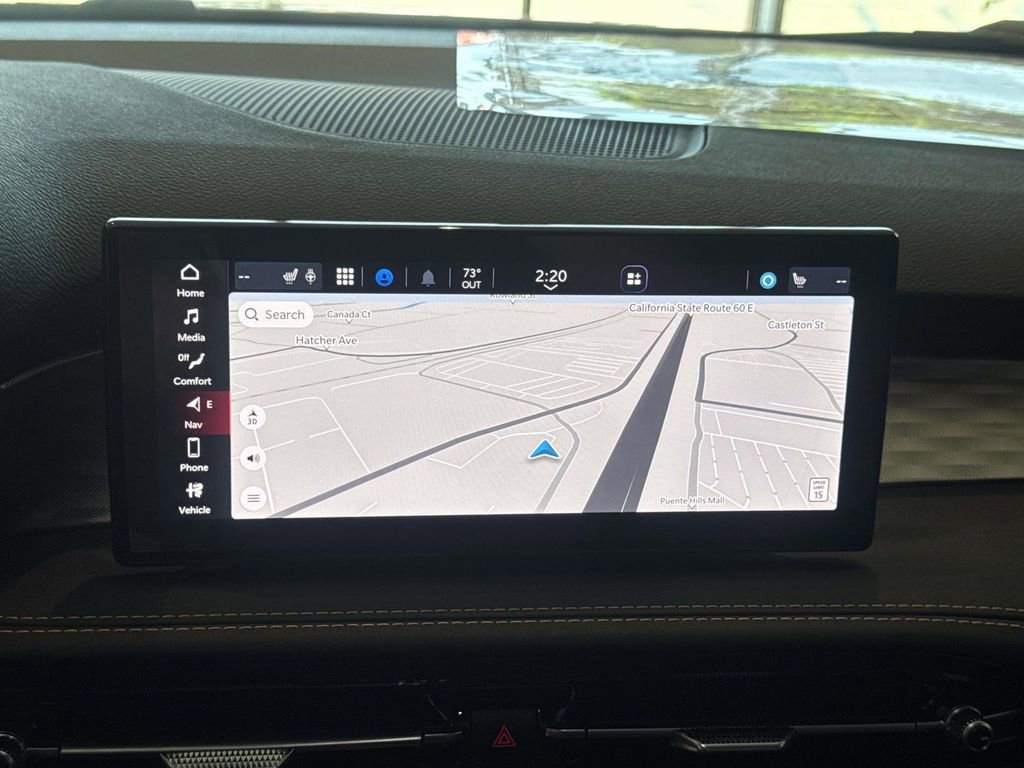 New 2026 Alfa Romeo Tonale w/ Black Premium Package image 11